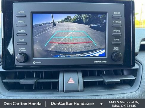 Used 2022 Toyota RAV4 SE image 20