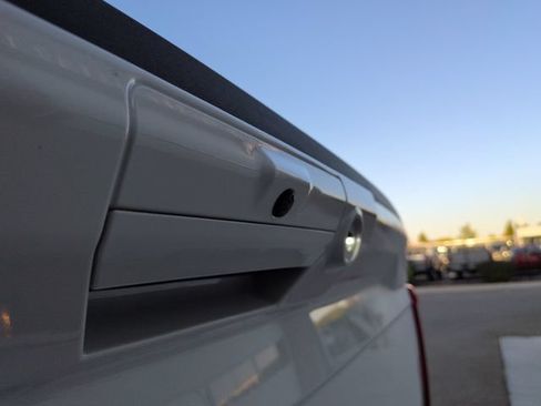 Used 2025 Ford F150 Lariat AWD/4WD image 30