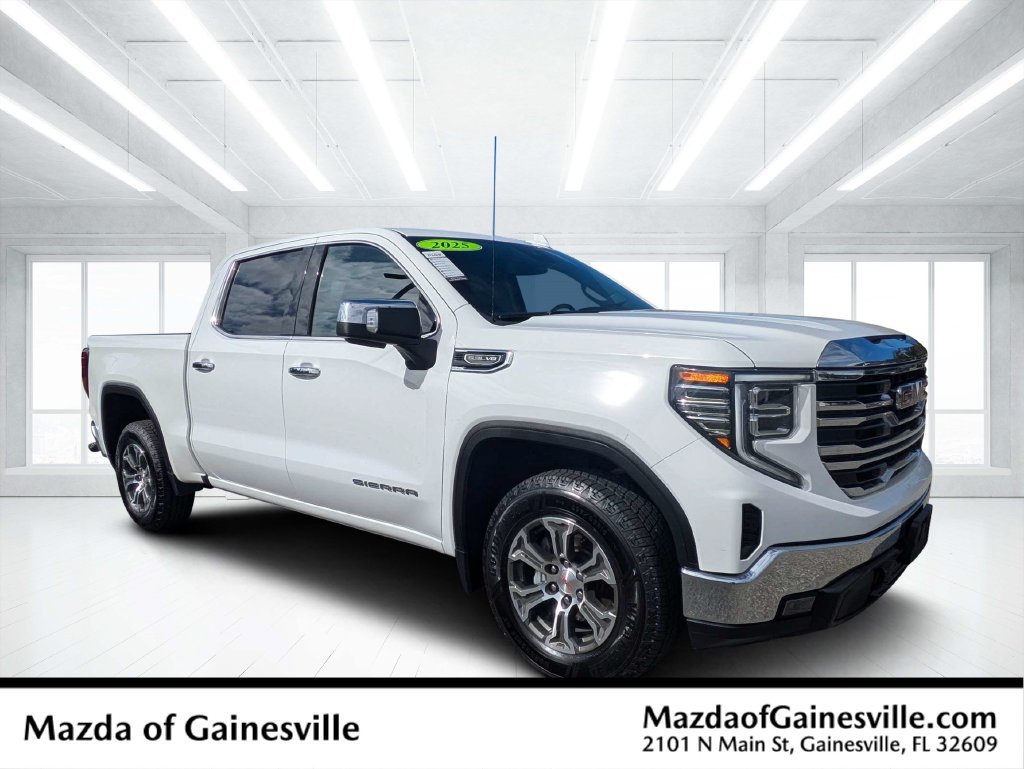 Used 2025 GMC Sierra 1500 SLT RWD image 1
