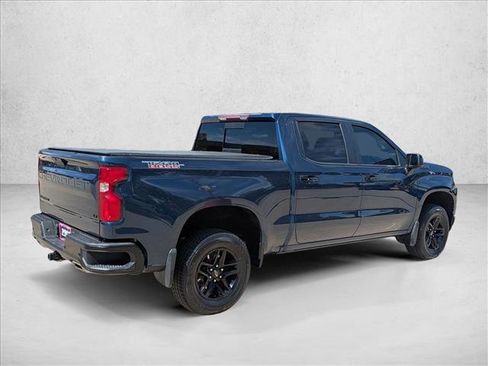 Used 2019 Chevrolet Silverado 1500 LT Trail Boss AWD/4WD image 5