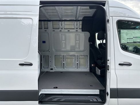 New 2024 Mercedes-Benz Sprinter 3500 image 7