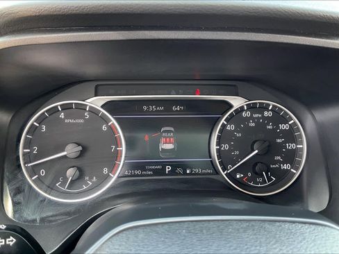 Used 2025 Nissan Rogue SV FWD image 22