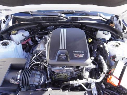 Used 2023 Cadillac CT4 Luxury w/ Sun And Sound Package image 8