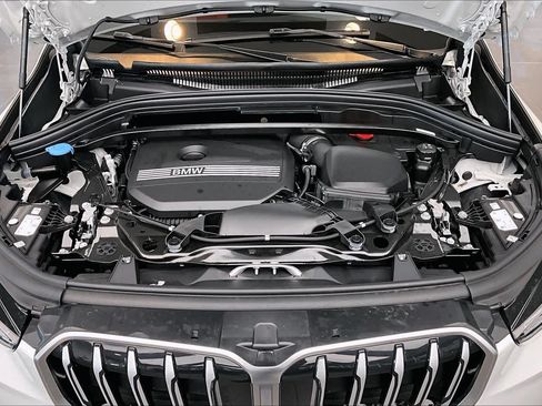 Used 2025 BMW X1 xDrive28i w/ Convenience Package AWD/4WD image 58