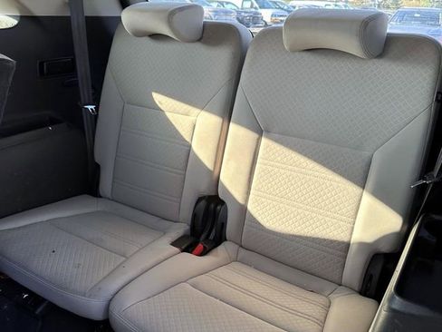 Used 2018 Kia Sorento LX image 10