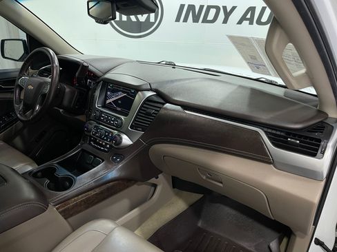 Used 2018 Chevrolet Tahoe LT w/ LT Signature Package image 20