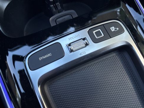 New 2025 Mercedes-Benz GLB 250 4MATIC image 36