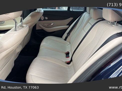 Used 2017 Mercedes-Benz E 300 image 23