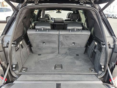 Certified 2023 BMW X7 xDrive40i w/ Executive Package image 27