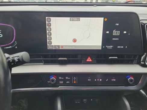 Used 2023 Kia Sportage EX image 27