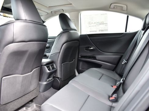 New 2025 Lexus ES 350 w/ Premium Package image 17