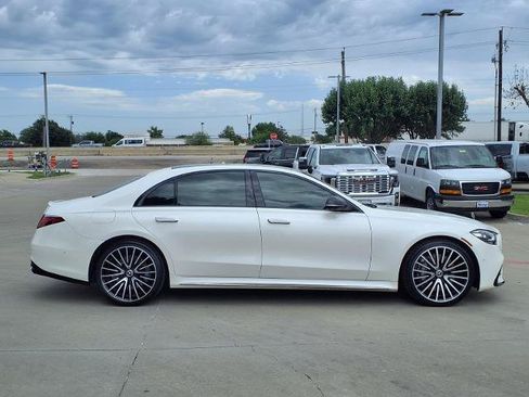 Used 2023 Mercedes-Benz S 500 4MATIC image 2