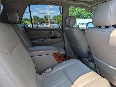 Used 2007 Toyota Sequoia Limited AWD/4WD image 22