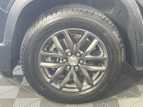 Used 2017 GMC Acadia SLT image 10