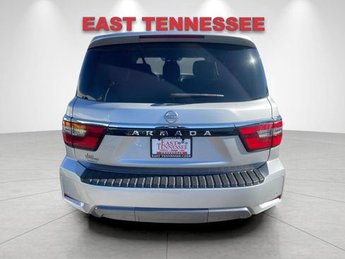 Used 2024 Nissan Armada SV image 4
