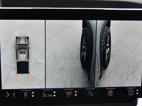 Used 2025 GMC Sierra 1500 Elevation w/ Elevation Premium Package image 27