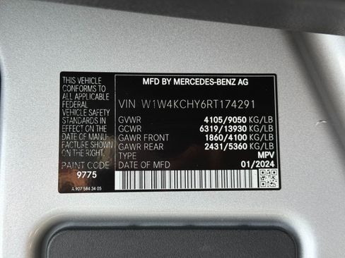 Used 2024 Mercedes-Benz Sprinter 2500 image 54