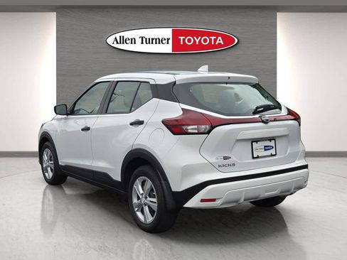 Used 2025 Nissan Kicks Play S FWD image 8