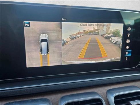 Used 2023 Mercedes-Benz GLS 450 4MATIC image 15