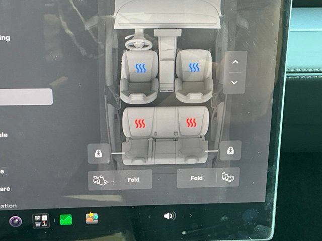 Used 2026 Tesla Model Y 2WD image 26
