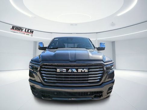 New 2026 RAM 1500 Laramie w/ Laramie Preferred Package AWD/4WD image 7