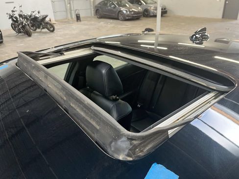 Used 2023 Dodge Charger R/T w/ Blacktop Package RWD image 22
