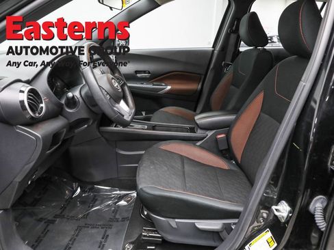 Used 2024 Nissan Kicks SR FWD image 14