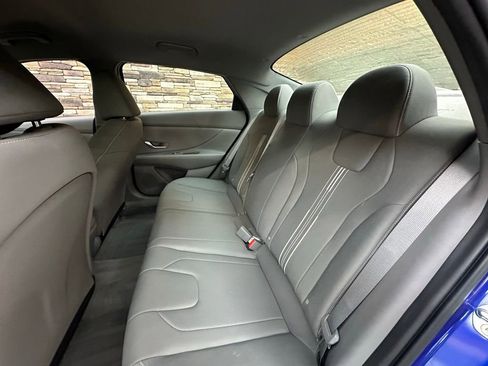 Used 2023 Hyundai Elantra SEL w/ Cargo Package image 24