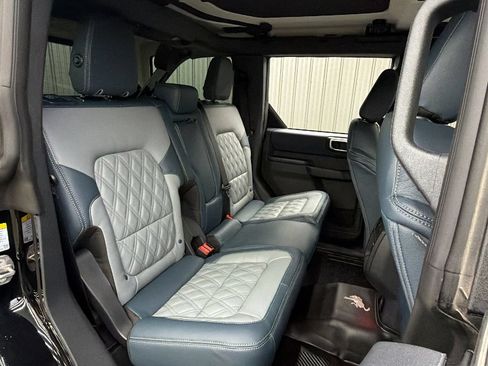 Used 2026 Ford Bronco Heritage Edition AWD/4WD image 39