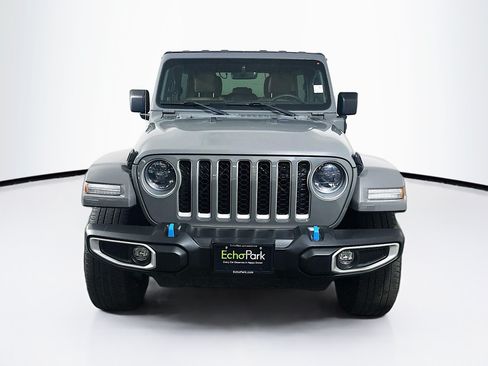 Used 2023 Jeep Wrangler Unlimited Sahara w/ Cold Weather Group AWD/4WD image 2