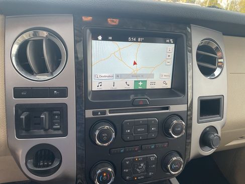 Used 2017 Ford Expedition Limited w/ Equipment Group 301A image 11