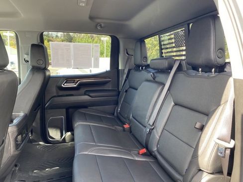 Used 2024 Chevrolet Silverado 1500 LT Trail Boss w/ Convenience Package II image 24