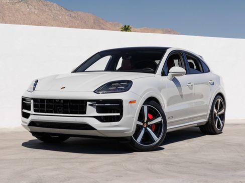 Certified 2026 Porsche Cayenne GTS AWD/4WD image 1