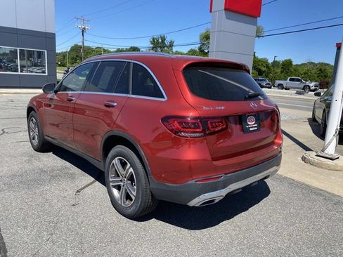 Used 2021 Mercedes-Benz GLC 300 4MATIC image 3