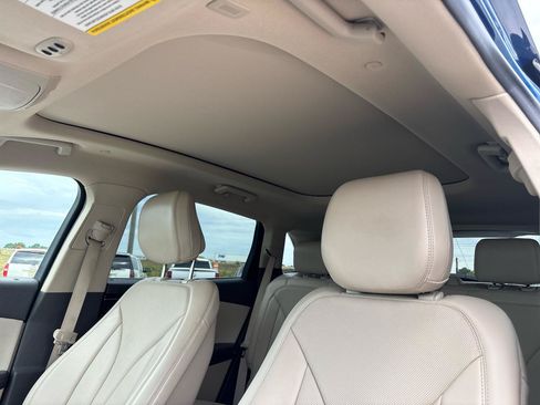 Used 2020 Lincoln Nautilus Reserve FWD image 18