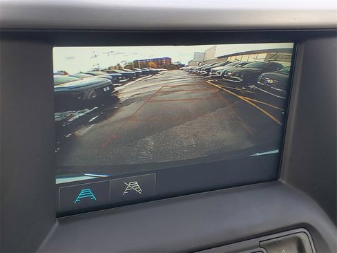 Used 2019 GMC Acadia SLE w/ Driver Alert Package I image 19