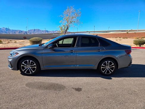 Certified 2025 Volkswagen Jetta Sport FWD image 3