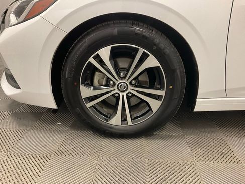 Used 2022 Nissan Sentra SV image 11