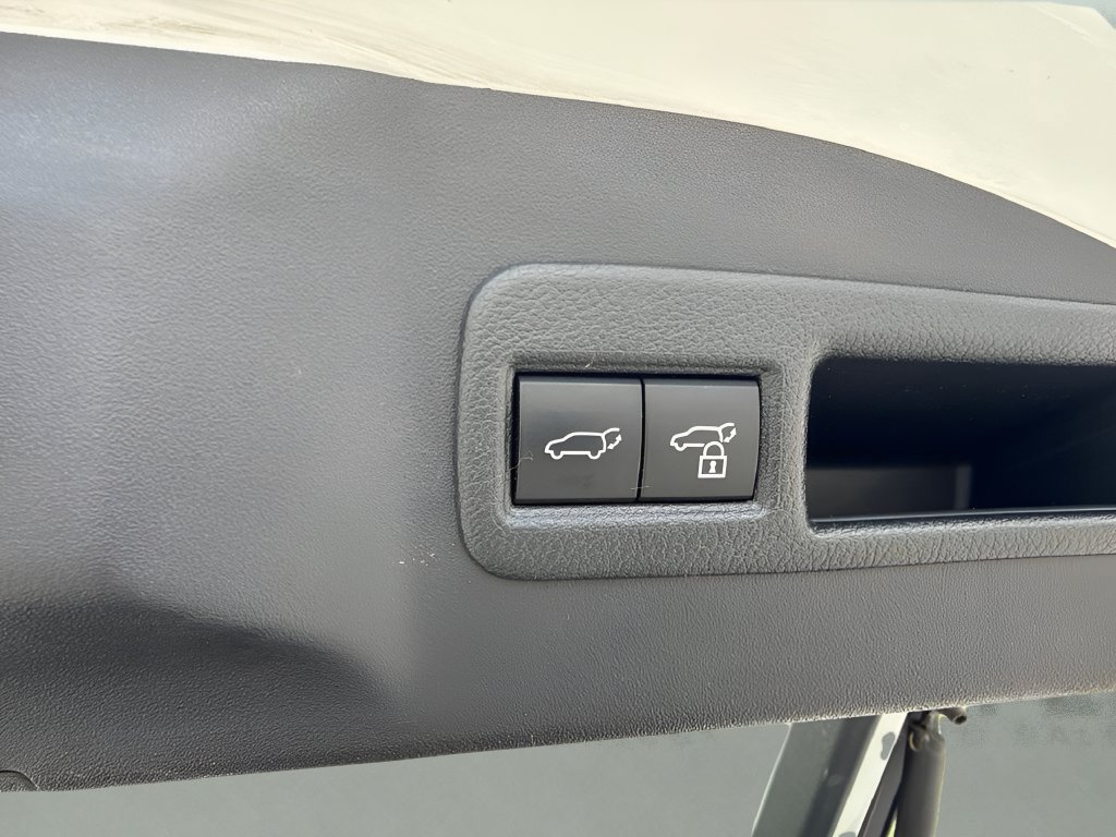 Used 2023 Subaru Solterra AWD image 23