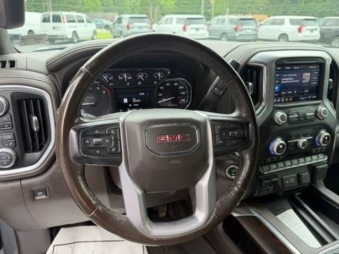 Certified 2022 GMC Sierra 1500 SLT w/ SLT Premium Plus Package AWD/4WD image 22