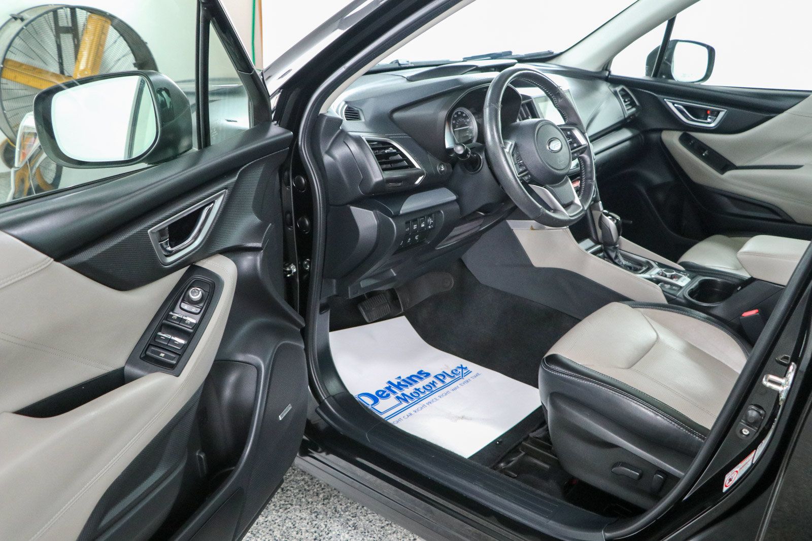 Used 2020 Subaru Forester Limited w/ Popular Package #3 AWD/4WD image 3