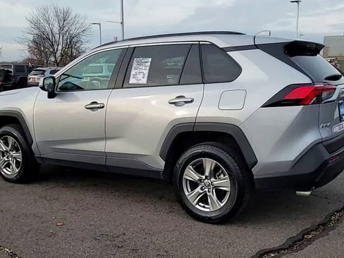 Used 2024 Toyota RAV4 XLE image 6