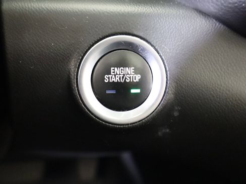 Used 2022 GMC Terrain SLT w/ LPO, Floor Liner Package AWD/4WD image 28