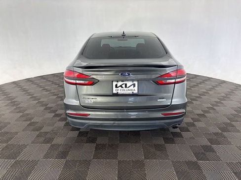 Used 2020 Ford Fusion SE FWD image 8