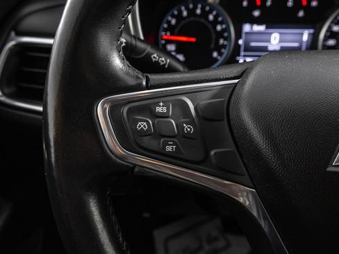 Used 2019 Chevrolet Equinox LT FWD image 25