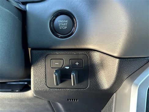 New 2025 Toyota Tundra Platinum image 28