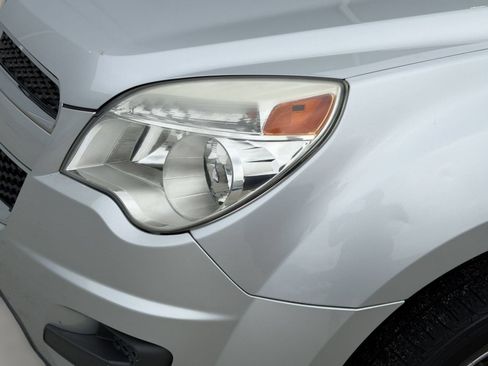 Used 2012 Chevrolet Equinox LS FWD image 12