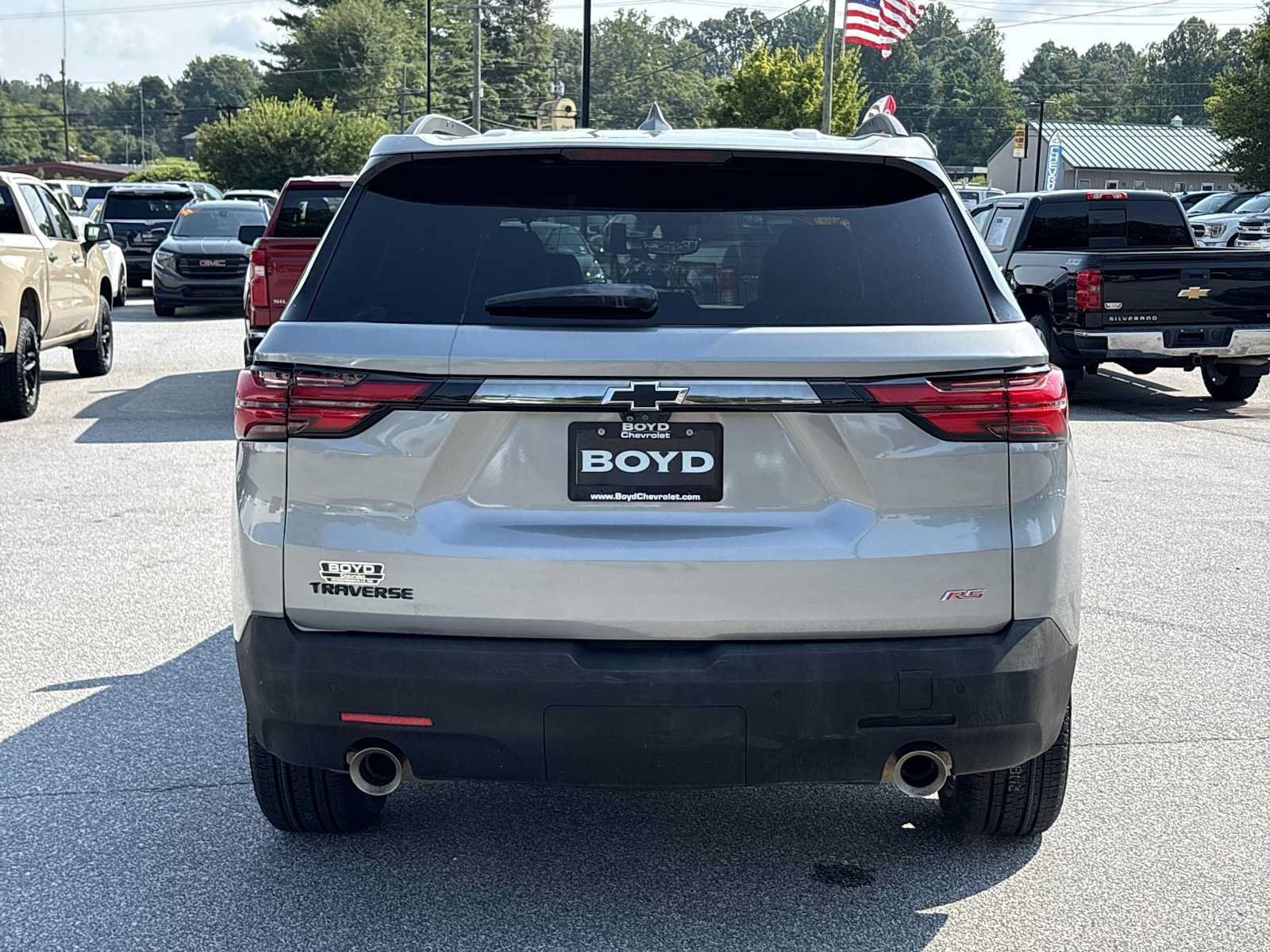Used 2023 Chevrolet Traverse RS AWD/4WD image 7
