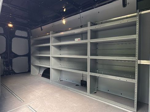 Used 2024 Mercedes-Benz Sprinter 2500 w/ Acoustic Package image 26