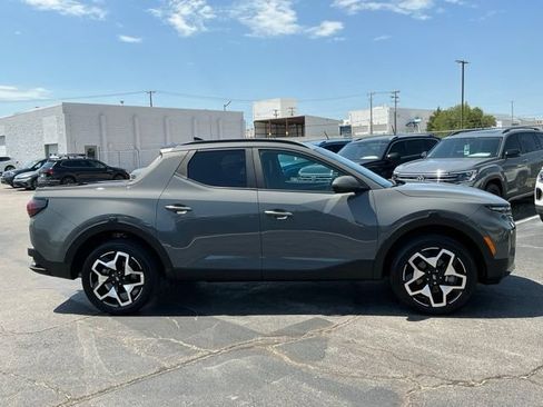 Used 2024 Hyundai Santa Cruz Limited AWD/4WD image 2